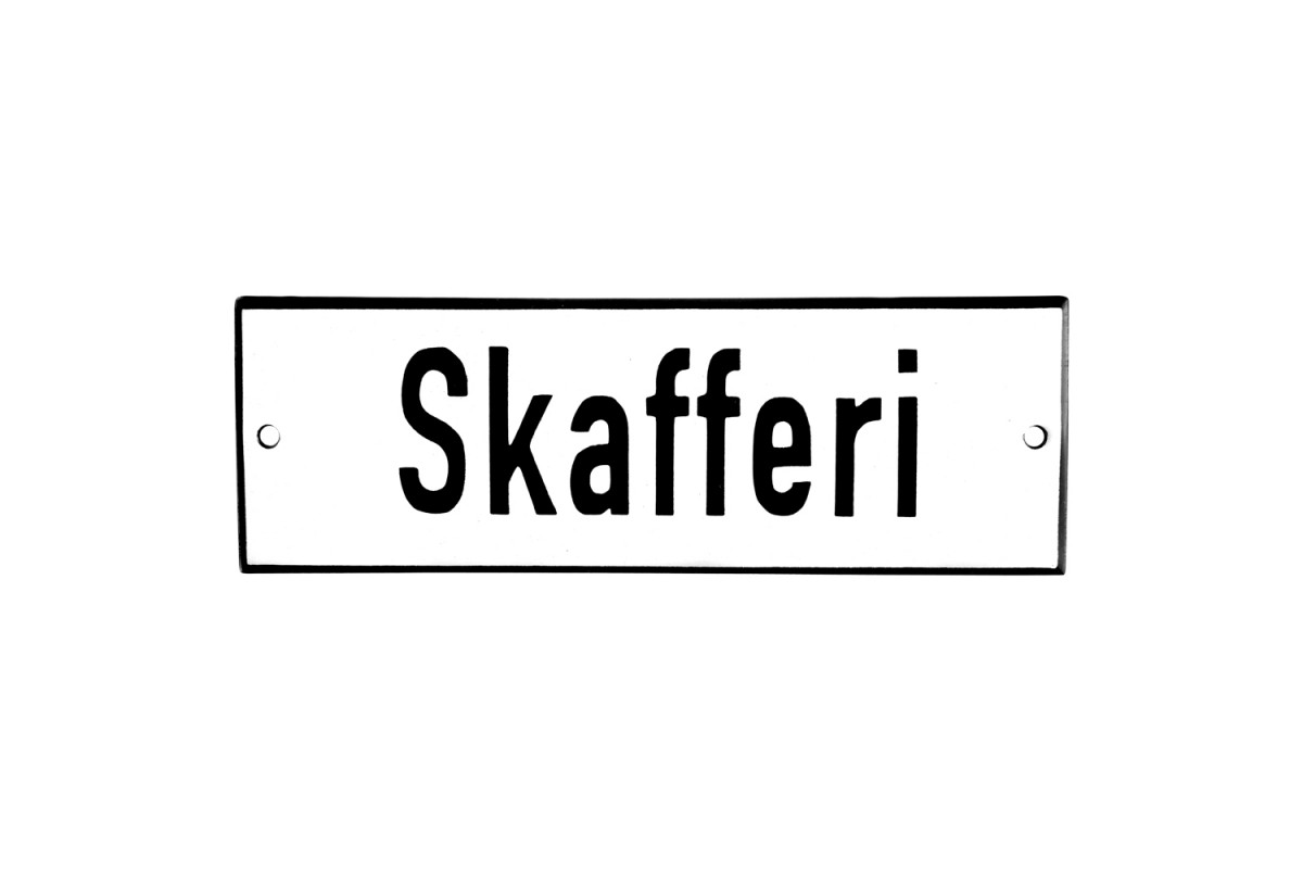Emaljskylt Skafferi vit - svart 15 x 5 cm modell 2-4 Emaljskylt Skafferi vit - svart 15 x 5 cm modell 2-4