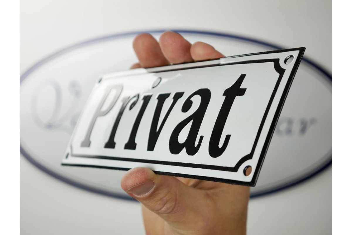 Emaljskylt Privat vit - svart 22 x 8 cm modell 10-4 Emaljskylt Privat vit - svart 22 x 8 cm modell 10-4